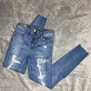 American Eagle Outfitters Women's Ripped Skinny Jeans